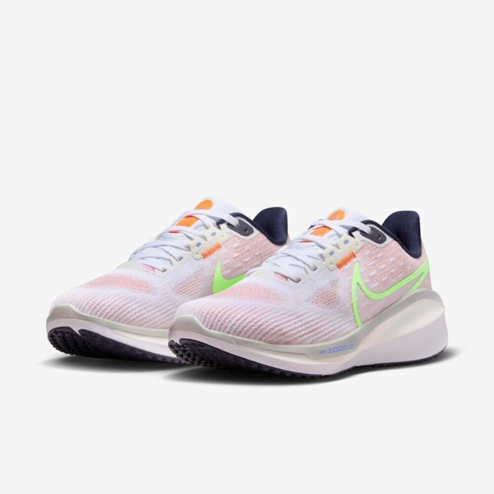 Nike Vomero 17 FB8502-100 Sneakers Women's US 6 White Road Running Shoes TF5161